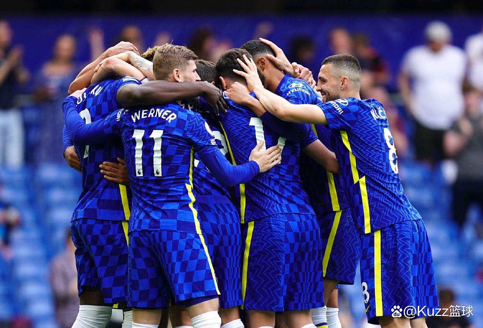 荆楚朱雀队鏖战蓬莱战狼队，冲浪预选赛读秒绝平，转换速度占优。本土核心状态回升的简单介绍